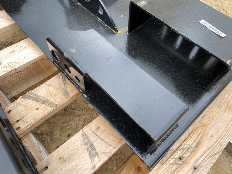#2740-•-new-pinnacle-heavy-duty-do-all-receiver-hitch-skid-steer-plate-with-chain-buckets-image-7