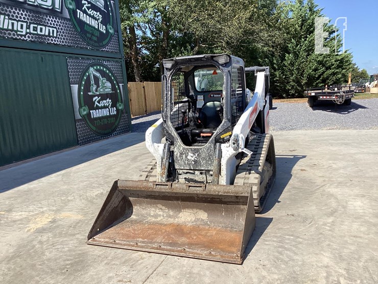 2022-bobcat-t64-image-21