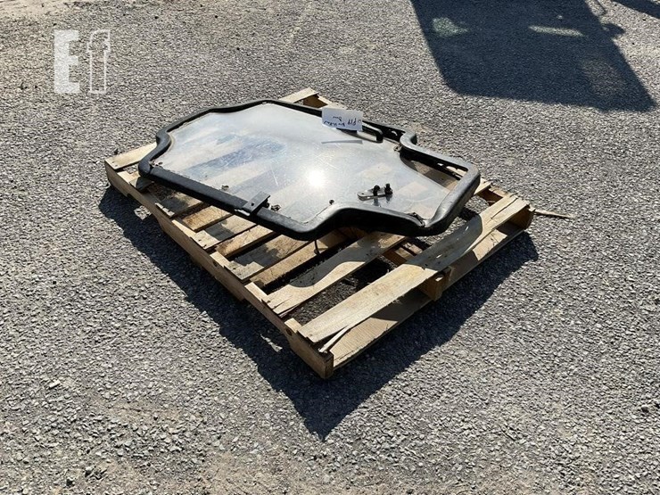 new-holland-door-image-2