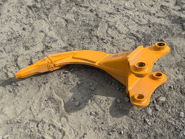 #2000-•-#26384-•-unused-giyi-cat-305-excavator-ripper-d105802-image-1