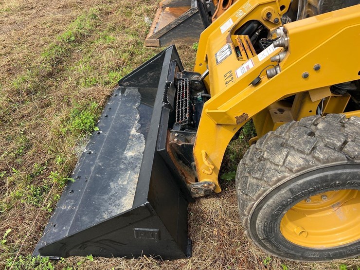caterpillar-262d-image-9