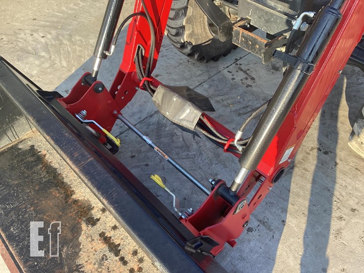 2023-case-ih-farmall-70a-image-14