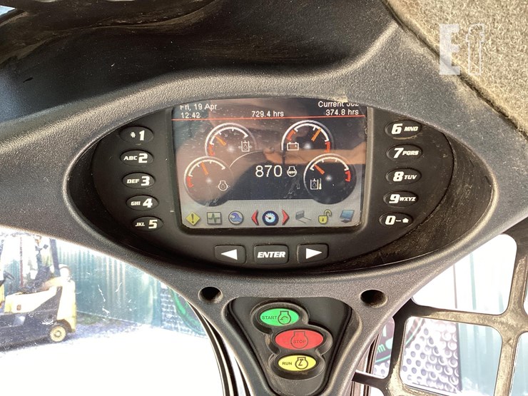 2011-bobcat-t770-image-31