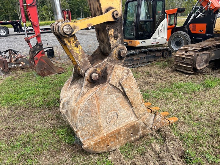 kobelco-sk350-lc-image-17