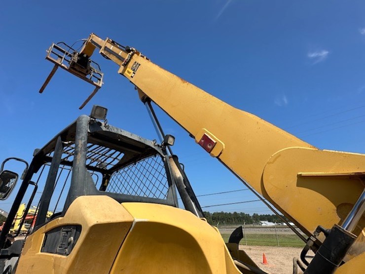 2005-caterpillar-th360b-image-14