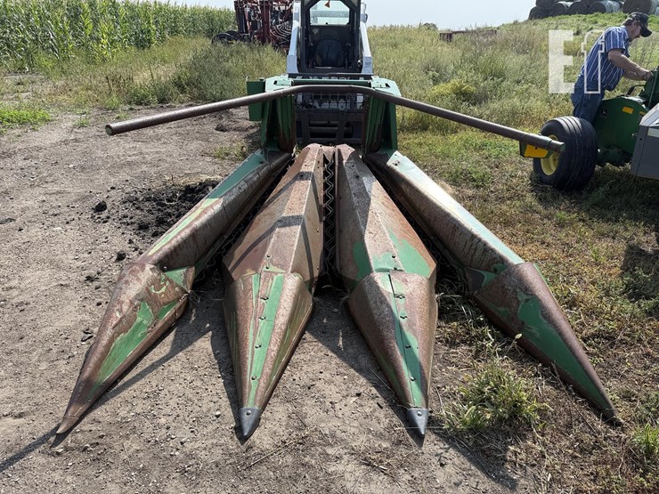 john-deere-3970-image-29