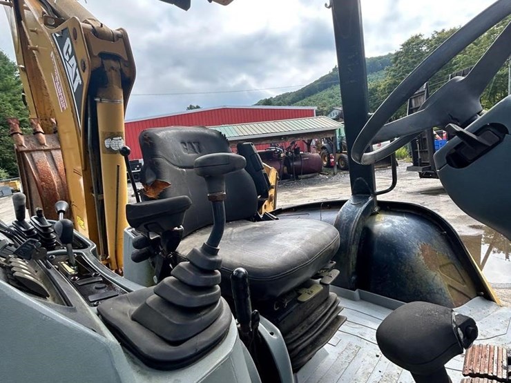 2006-caterpillar-416d-image-7