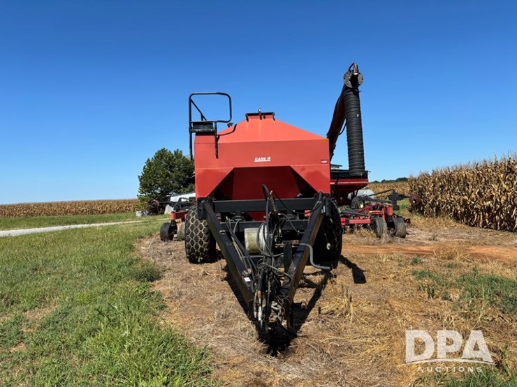 case-ih-2400-image-3