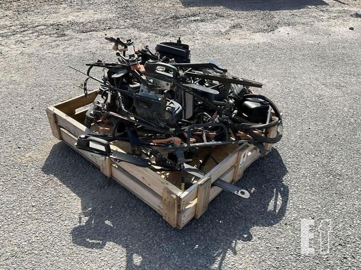pallet-of-bobcat-door-parts-image-2