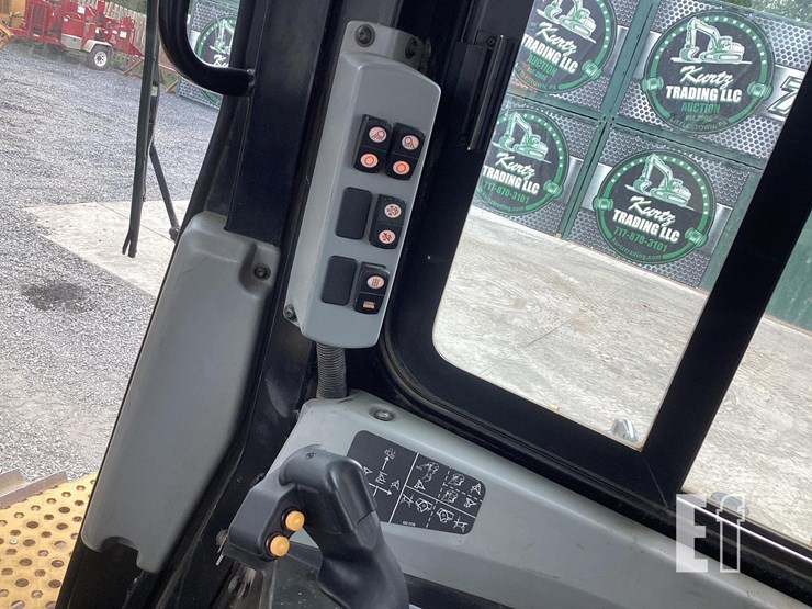2018-caterpillar-d6t-lgp-image-17