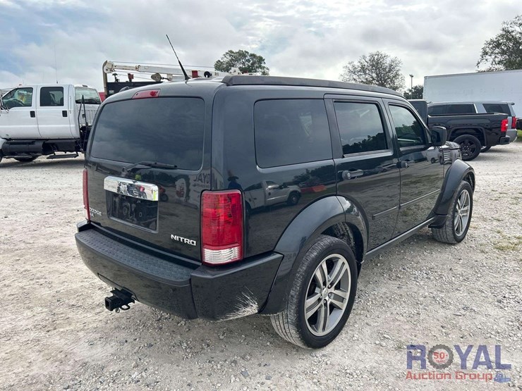 2011-dodge-nitro-image-3