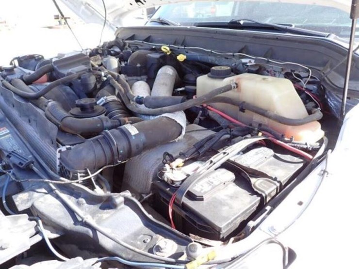 2016-ford-f550-xl-image-43