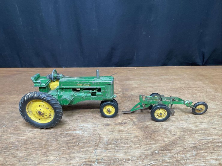 john-deere-60-image-9