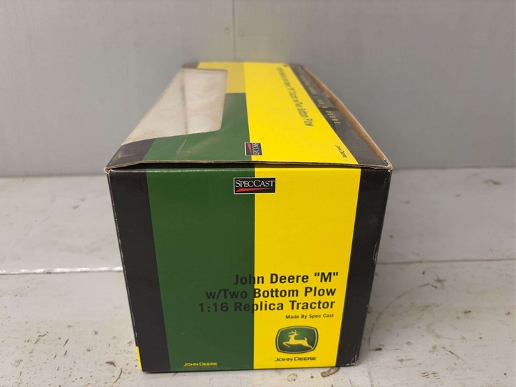 john-deere-16-image-8