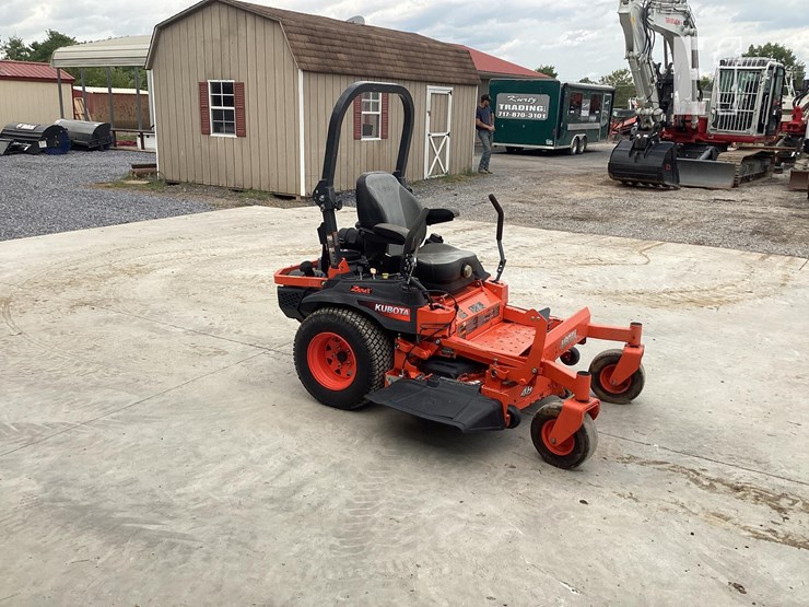 2019-kubota-z724x-image-8