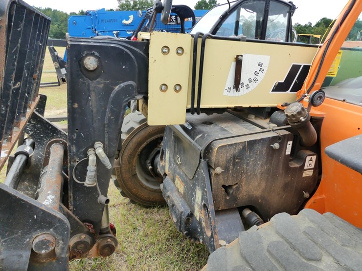 2018-jlg-g5-18a-image-11