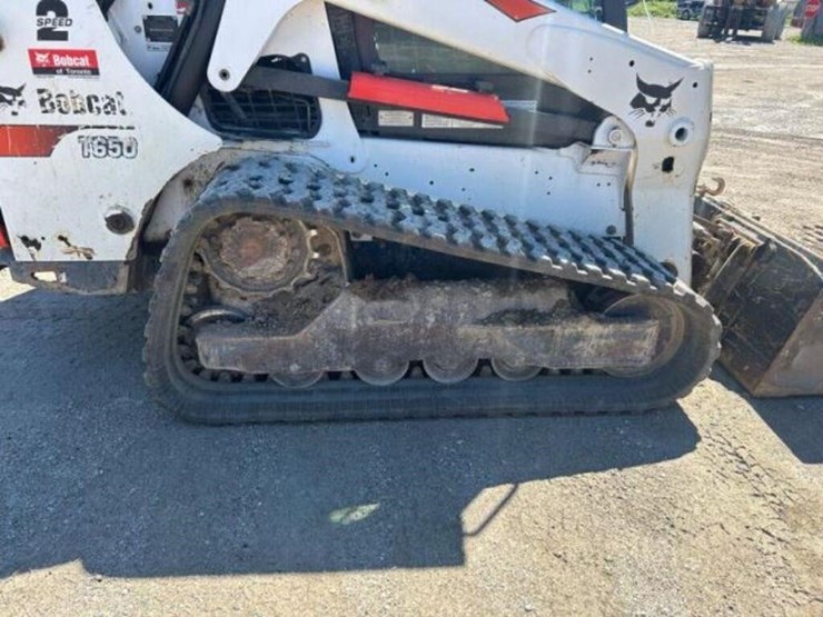 2019-bobcat-t650-image-33