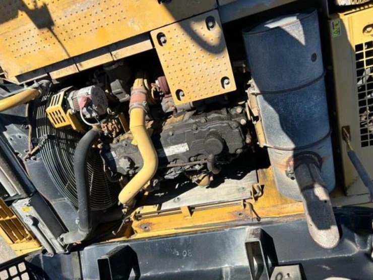 2010-caterpillar-324dl-image-38