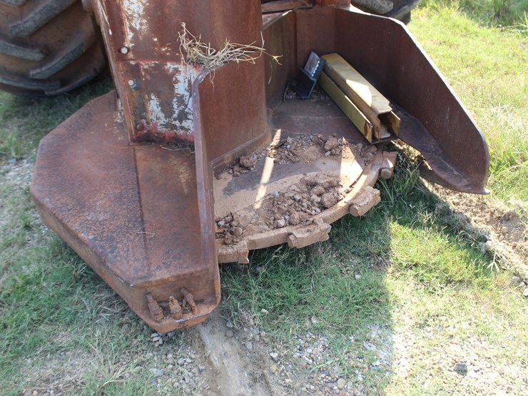 caterpillar-563-image-12