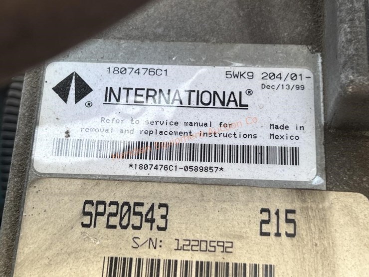 2000-international-4700-image-24