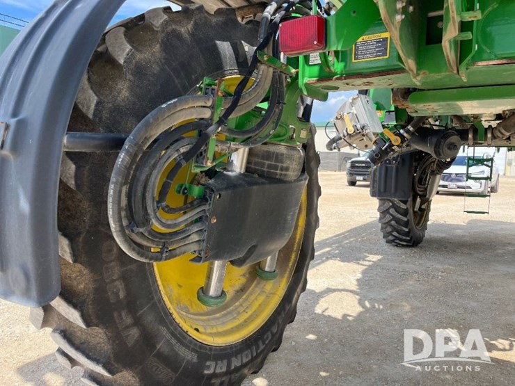 2014-john-deere-r4038-image-51