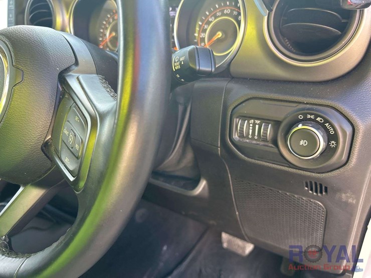 2021-jeep-wrangler-image-15