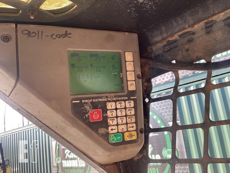 2006-bobcat-t180-image-21