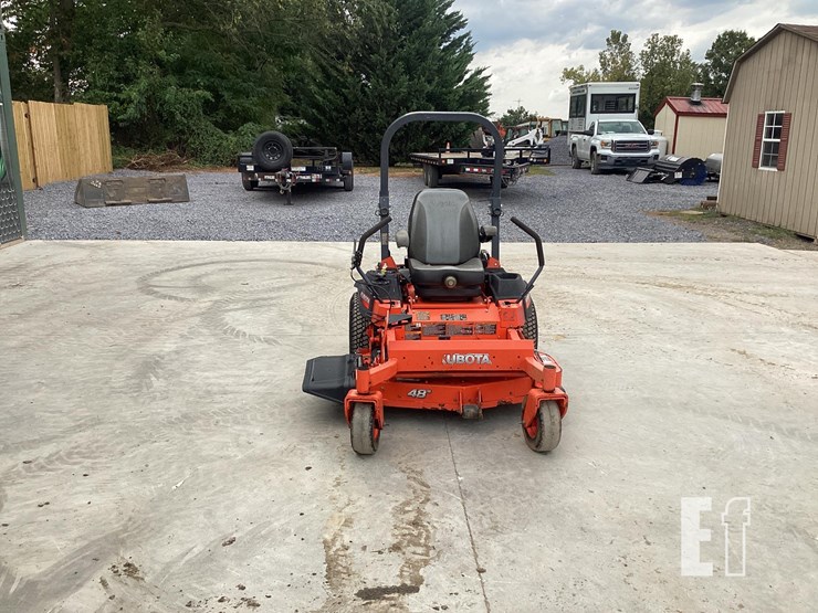 2019-kubota-z724x-image-10