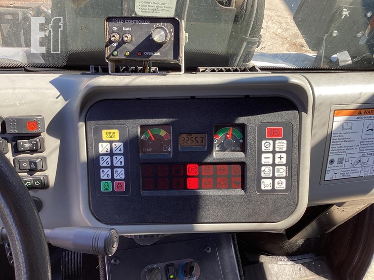 bobcat-toolcat-5600-image-30