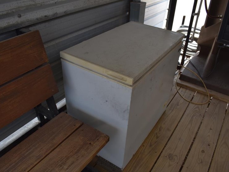 2012-16'-cooling-trailer-w/-generator,-port-a-cool-and-freezer-(vin-#-5vnbu-image-6