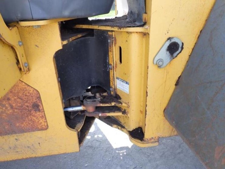 2009-deere-644k-image-31