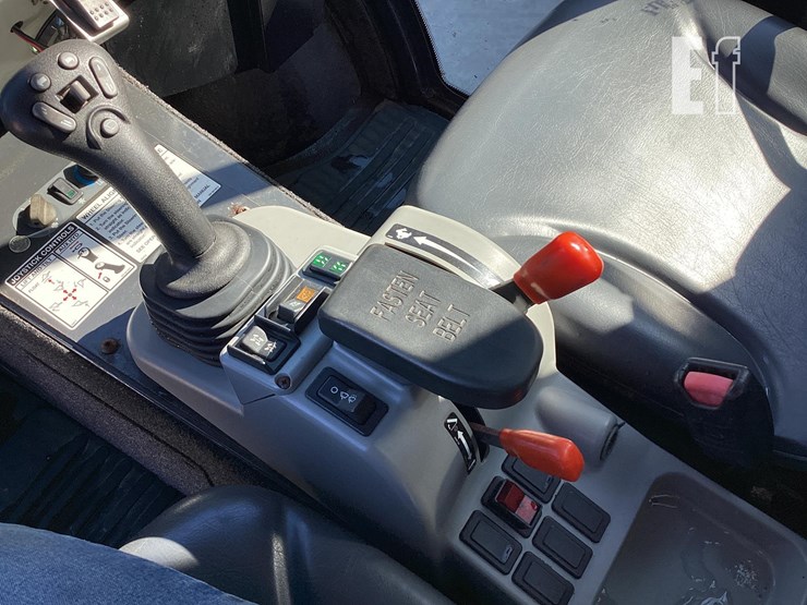 bobcat-toolcat-5600-image-26
