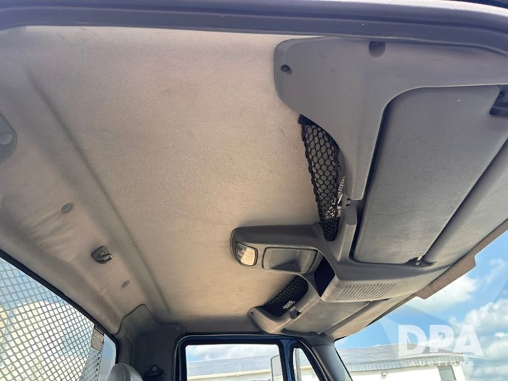 2006-international-durastar-4300-image-60