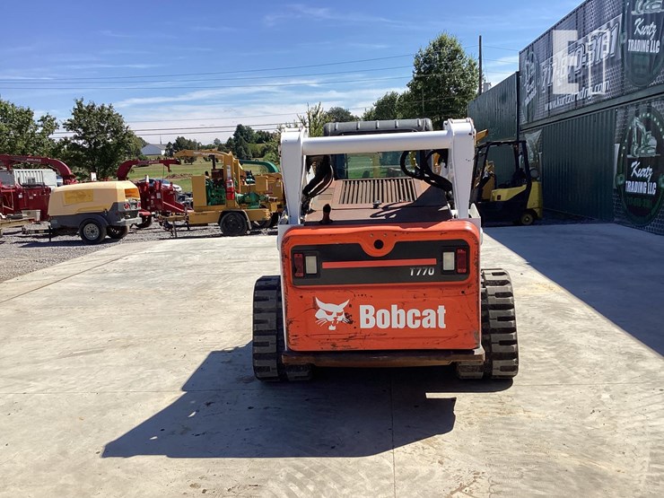 2013-bobcat-t770-image-5