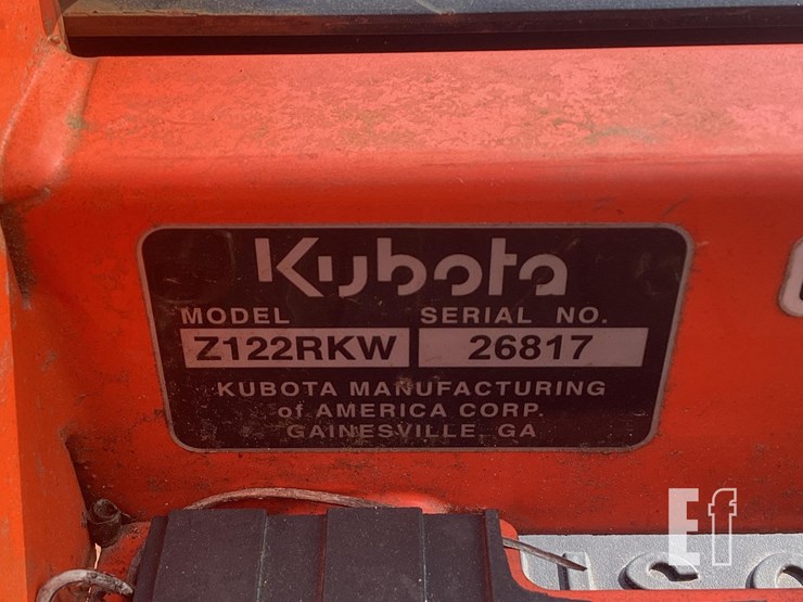 2014-kubota-z122r-image-14
