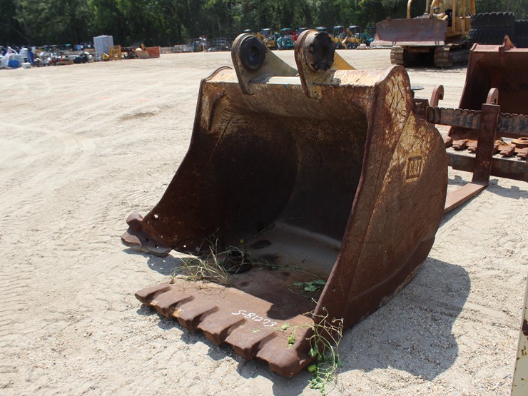 #3540-•-digging-bucket-with-teeth-parts-and-repair-image-2