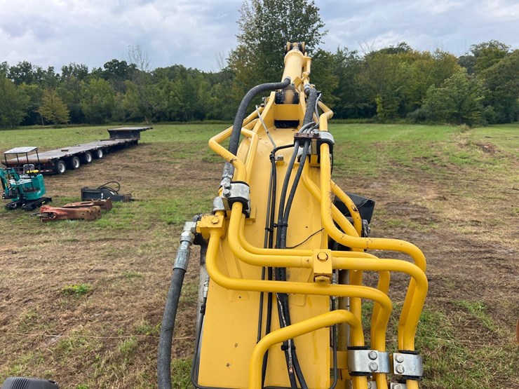 2017-komatsu-pc138-image-23