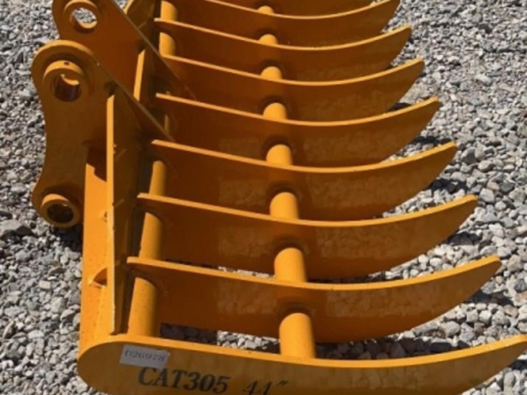 giyi-44"-dense-teeth-rake-fits-cat-305-excavator-image-2