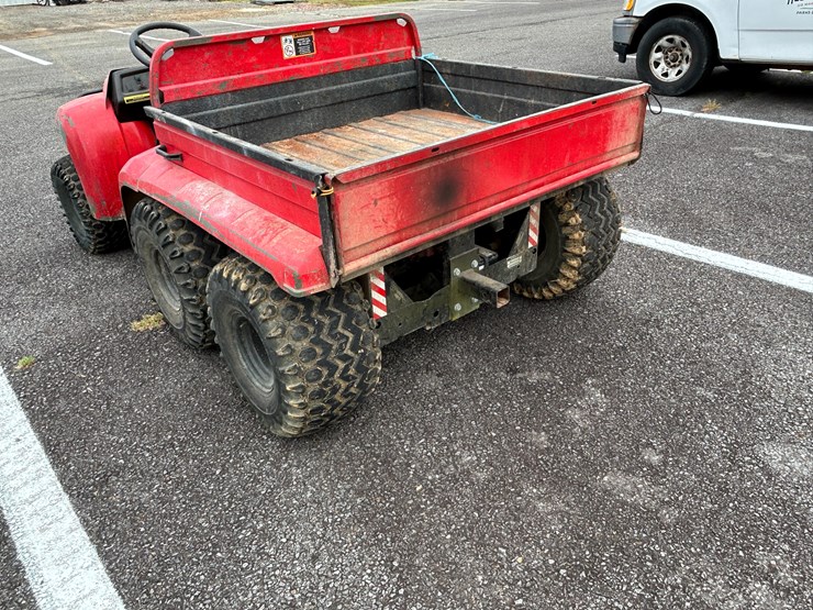 john-deere-gator-image-6