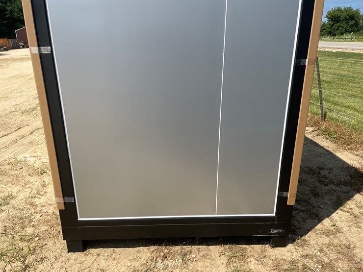 #2429-•-kj-new-portable-restroom-image-6