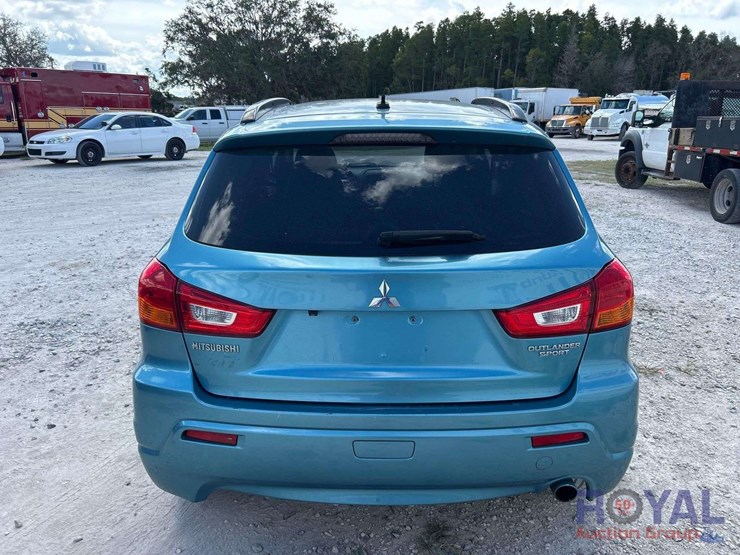 2012-mitsubishi-outlander-image-21