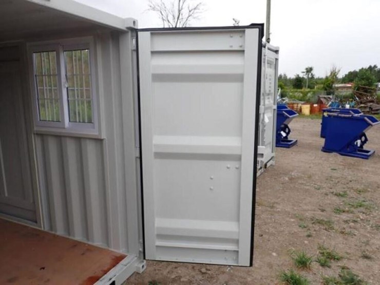 unused-8-ft-shipping-container-image-15