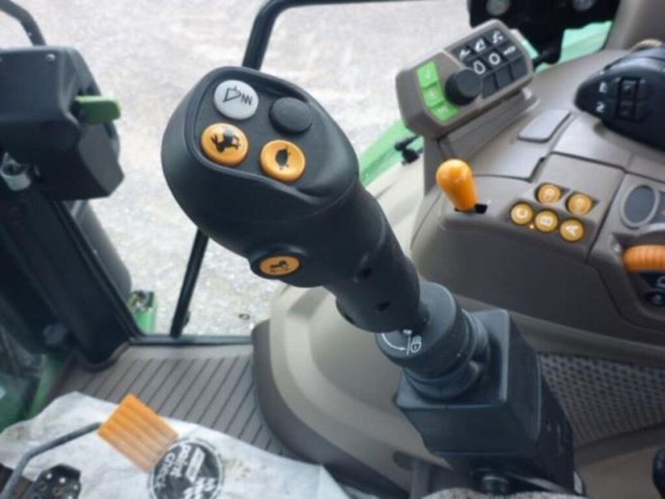 2019-john-deere-5090r-image-26