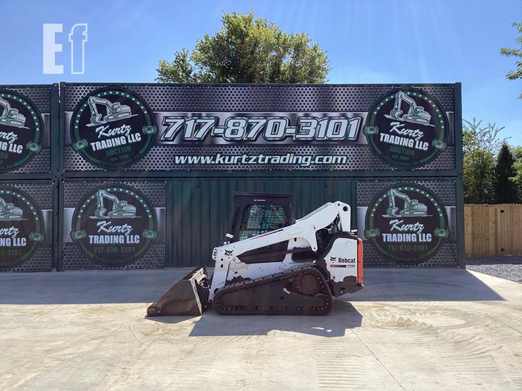 2011-bobcat-t770-image-1