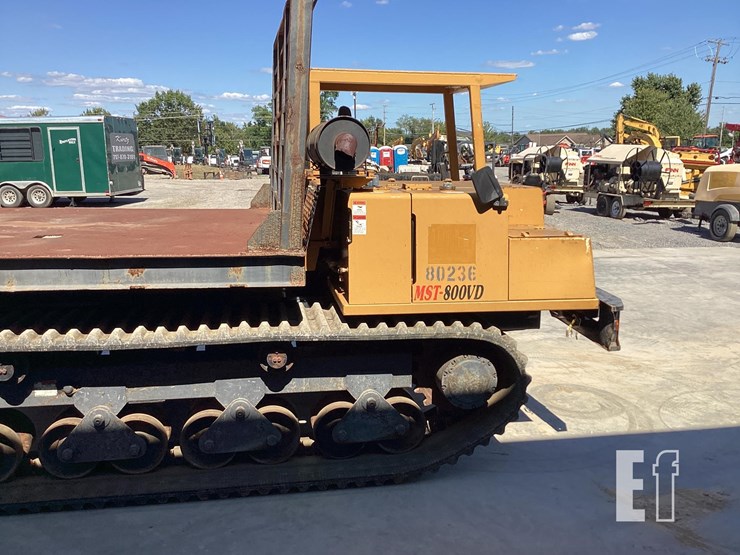 2015-morooka-mst800vd-image-10