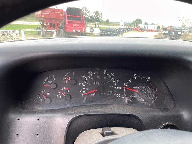2001-ford-f750-image-77