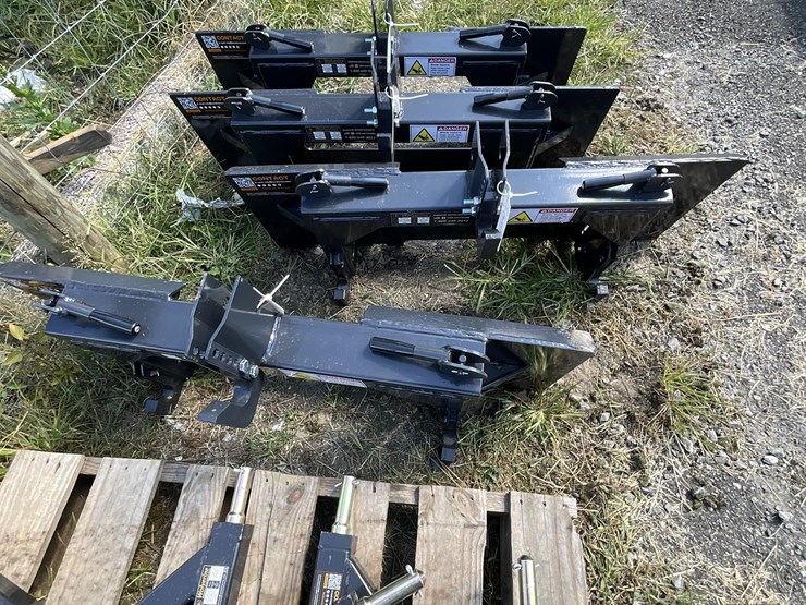 wolverine-pt-16-01c-skid-steer-3-pt-quick-attach-adapter-image-1
