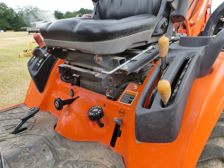 2015-kubota-bx25d-image-16