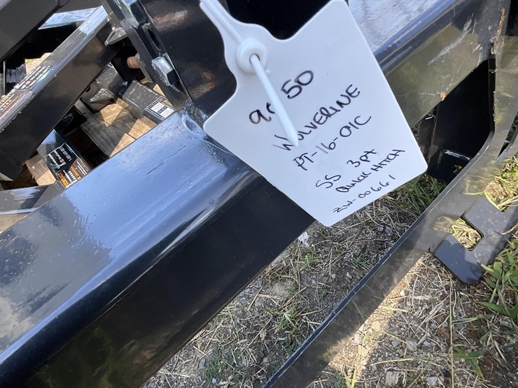 wolverine-pt-16-01c-skid-steer-3-pt-quick-attach-adapter-image-2