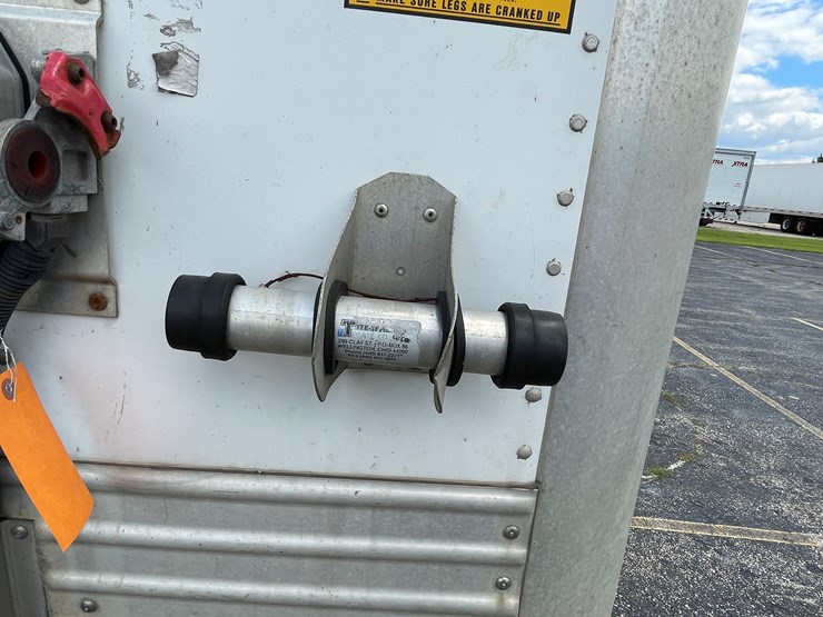2012-utility-van-image-46